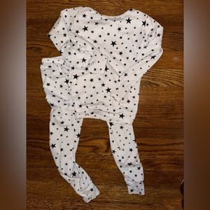 Cozys kids unisex pajama set stars 3T